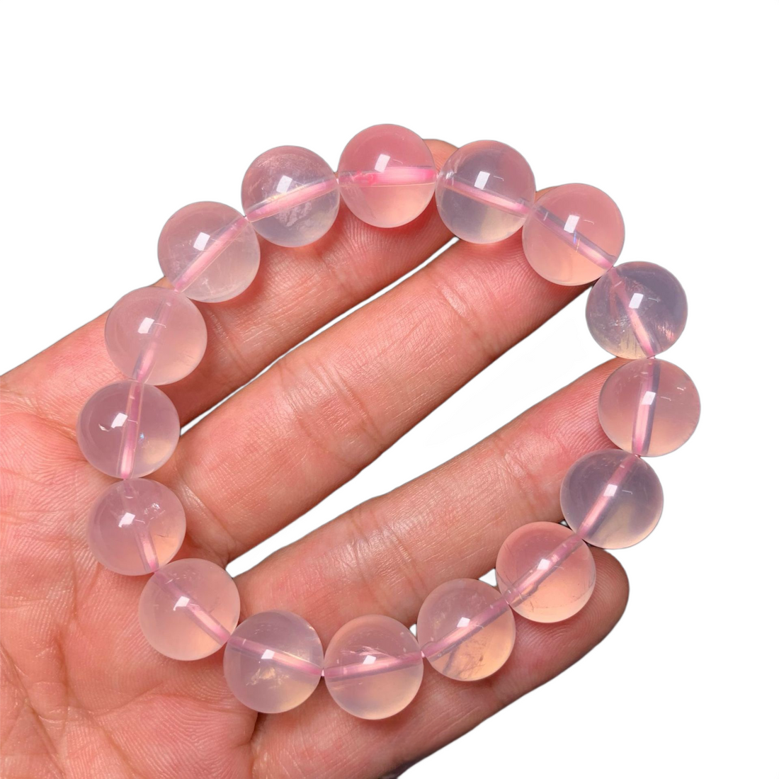 Rose Quartz Properties,A Combination of Beauty and Healing Stone