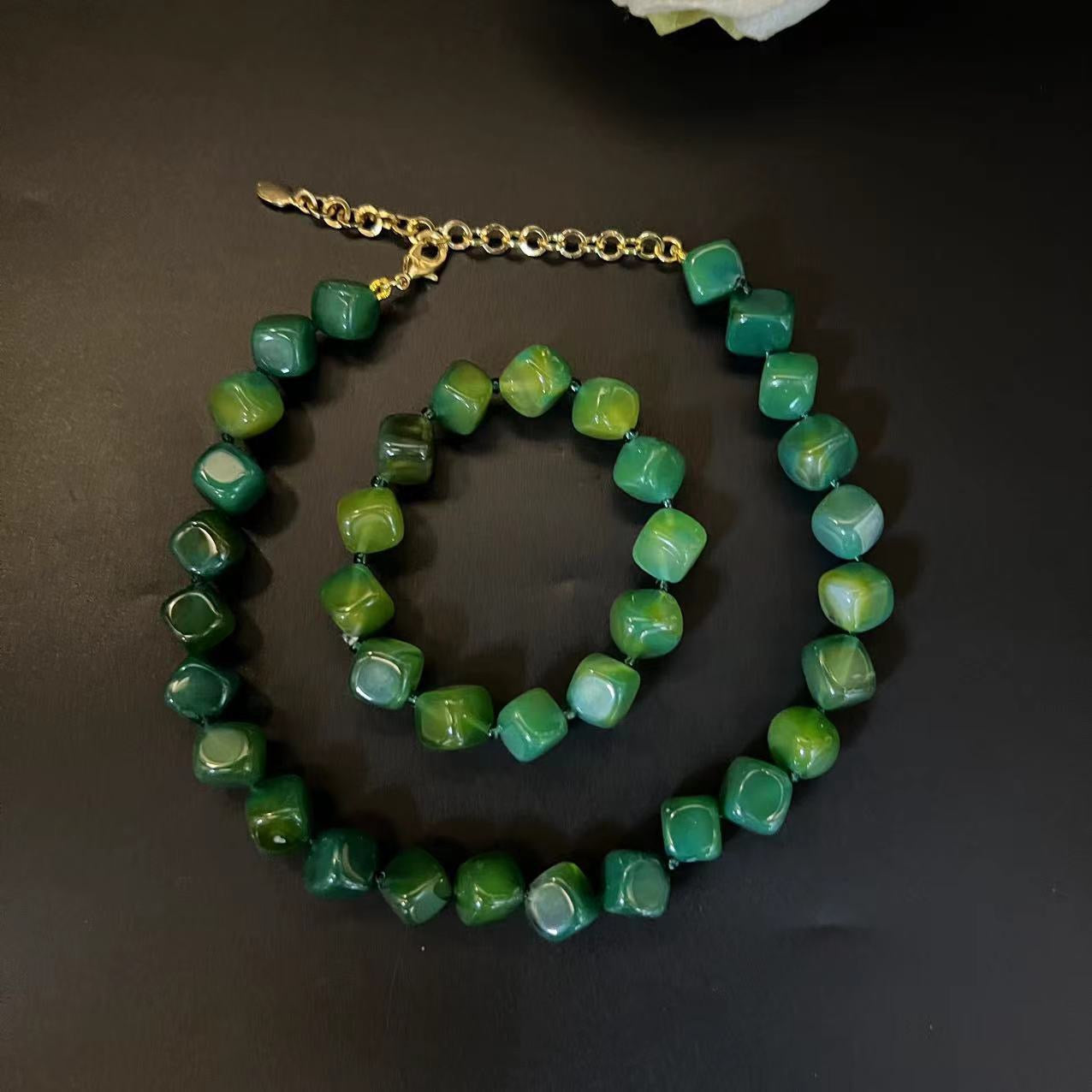 Emerald Serenity Necklace & Bracelet Set