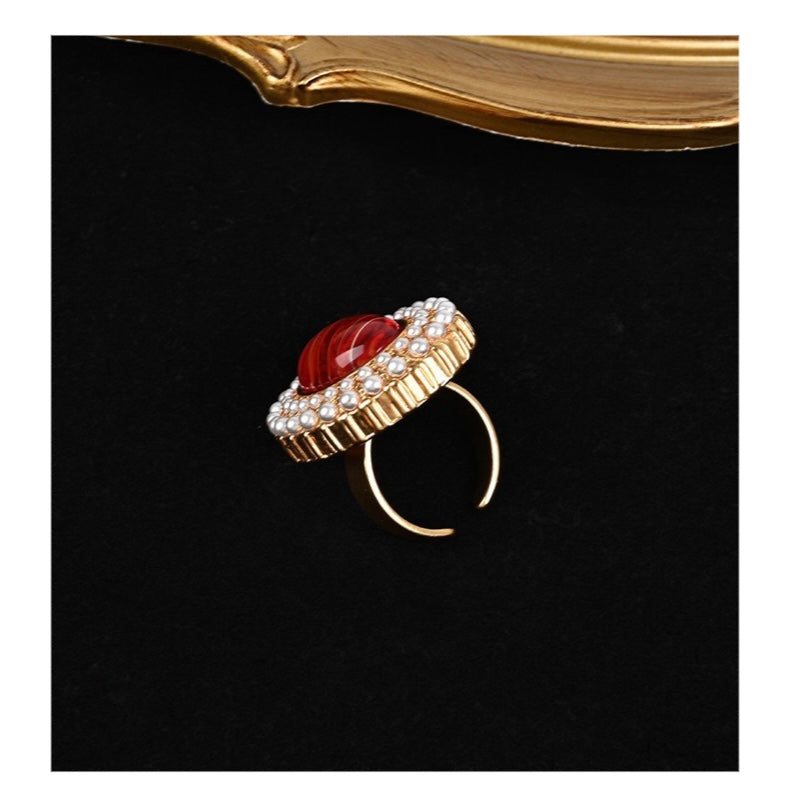 Elegance Vintage Red Gemstone Ring