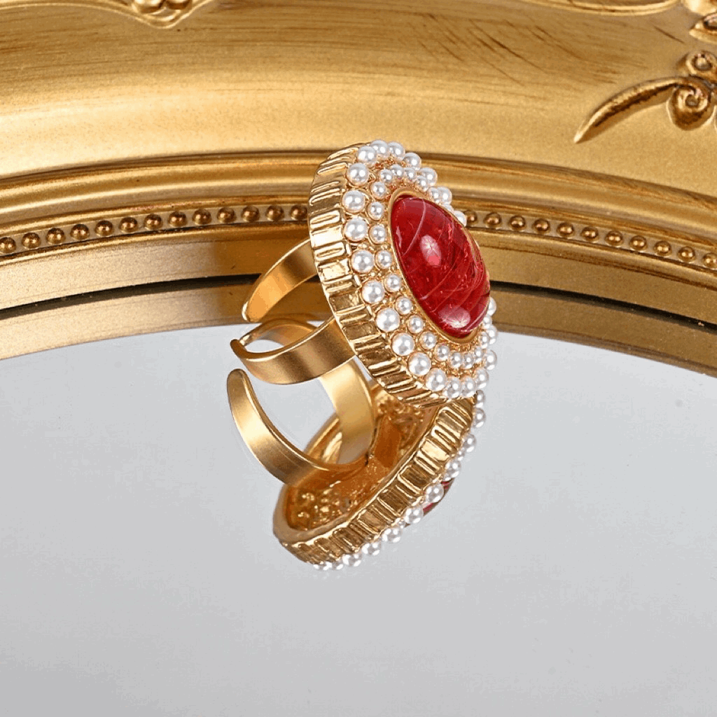 Elegance Vintage Red Gemstone Ring