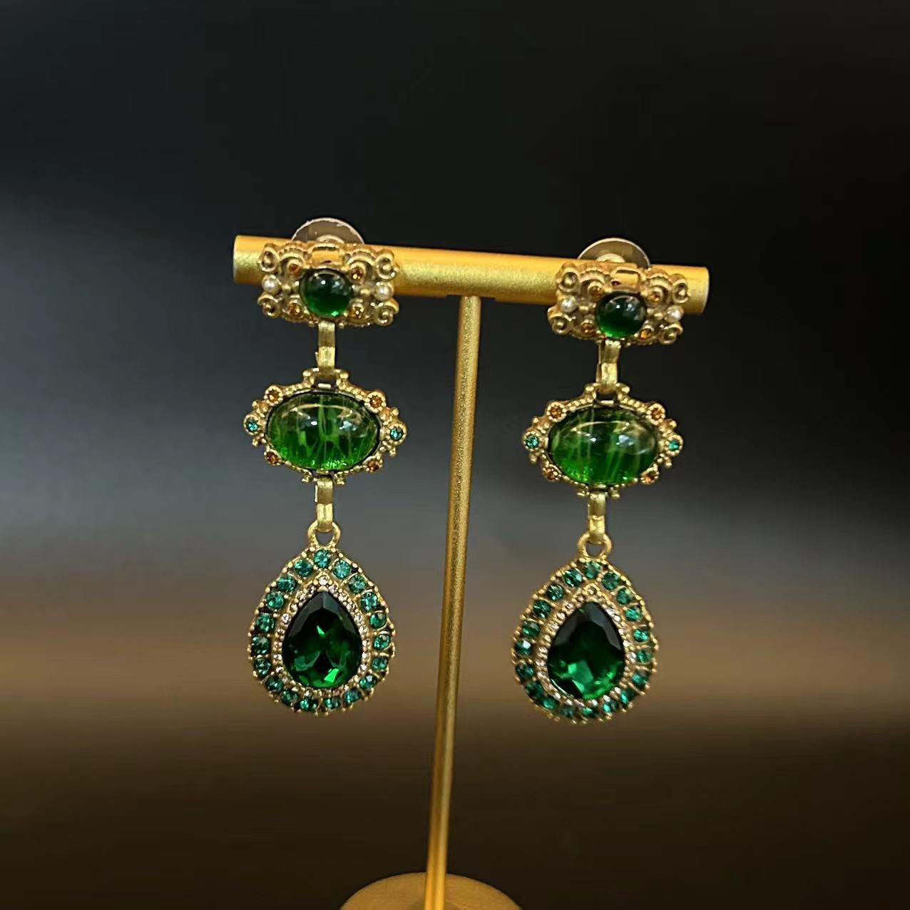 Regal Green Jewelry Set