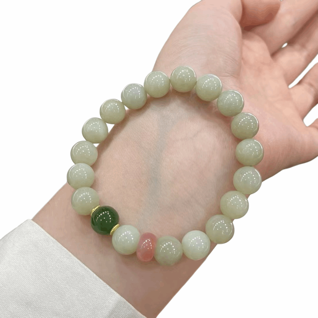 Light green jade bracelet